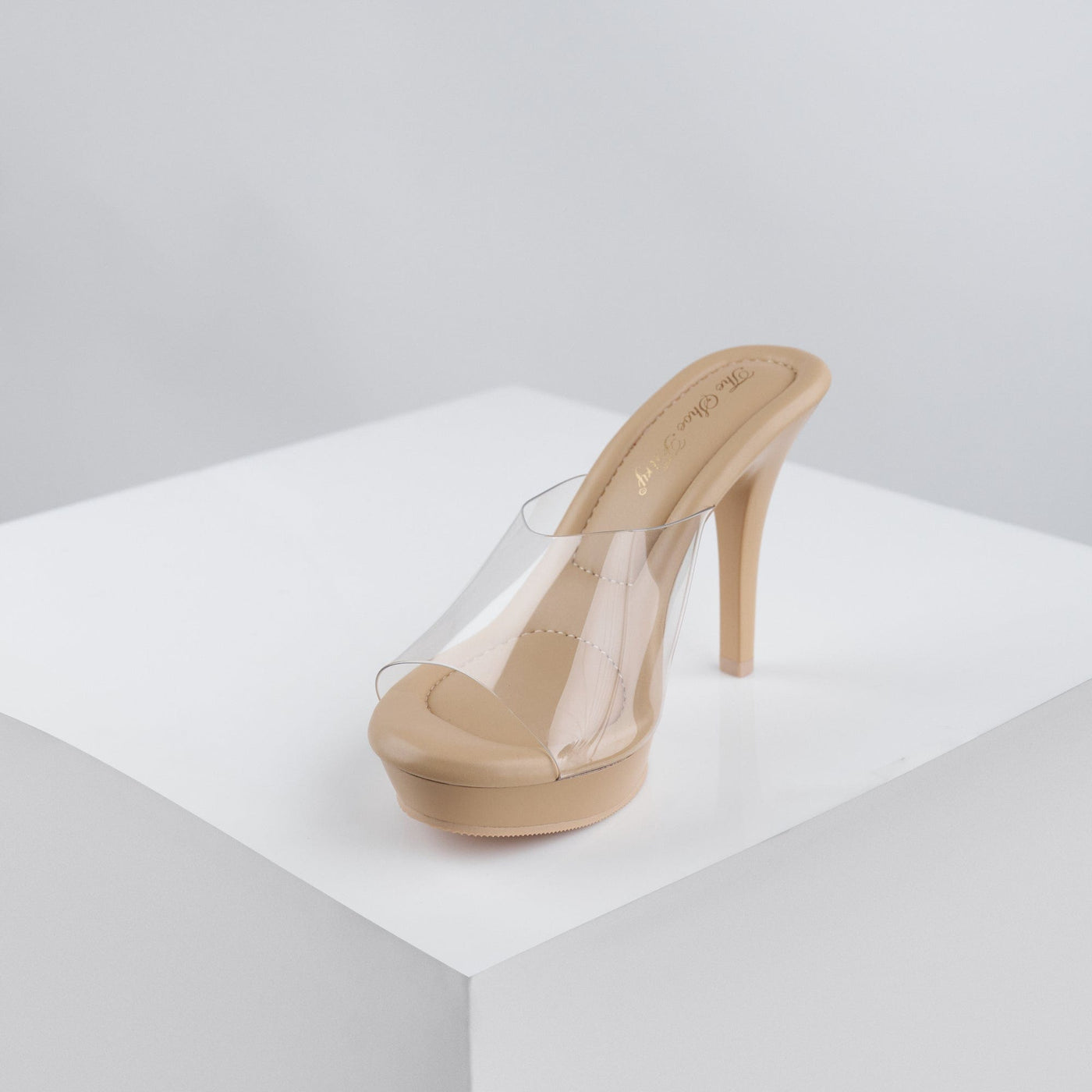 Naked Wide 001