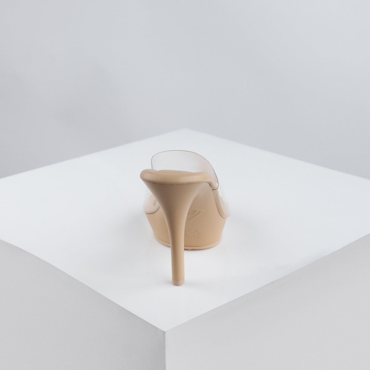 Naked Wide 001