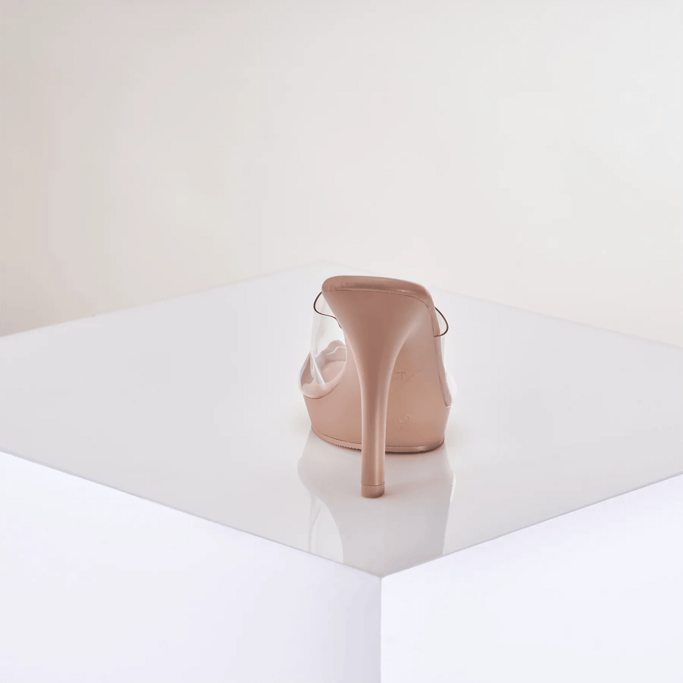 Naked 002